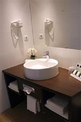фото отеля Charleroi Airport Hotel