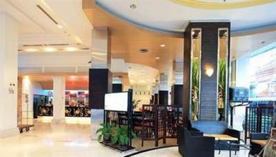 фото отеля Golden Crown Plaza Hotel