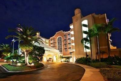 фото отеля Embassy Suites Orlando/Lake Buena Vista Resort
