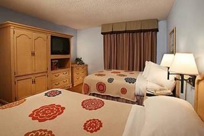 фото отеля Embassy Suites Orlando/Lake Buena Vista Resort