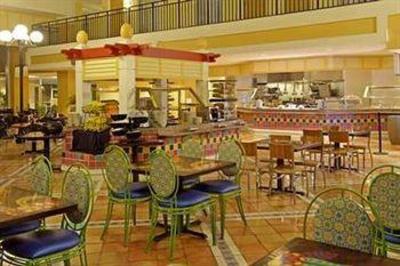 фото отеля Embassy Suites Orlando/Lake Buena Vista Resort