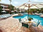 фото отеля Embassy Suites Orlando/Lake Buena Vista Resort