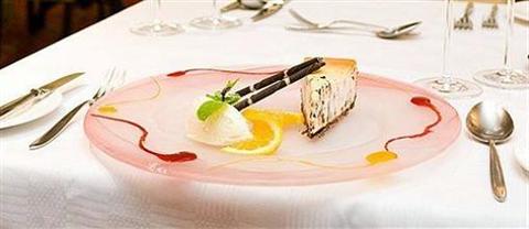 фото отеля Lahinch Golf & Leisure Hotel