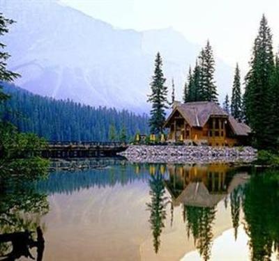 фото отеля Emerald Lake Lodge