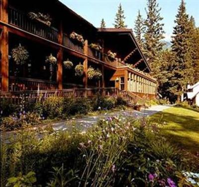 фото отеля Emerald Lake Lodge