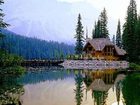 фото отеля Emerald Lake Lodge