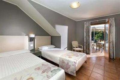 фото отеля Sol Barbacan Hotel