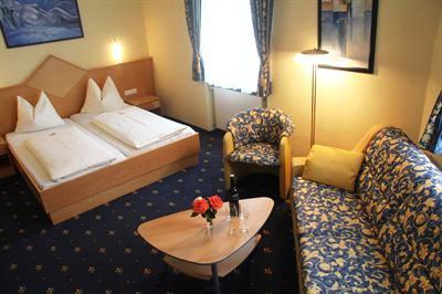 фото отеля Hotel Bayrischer Hof