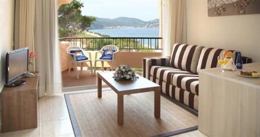 фото отеля Invisa Hotel Club Cala Blanca