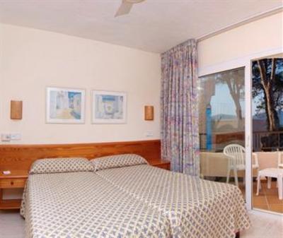 фото отеля Invisa Hotel Club Cala Blanca