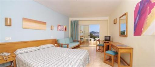 фото отеля Invisa Hotel Club Cala Blanca