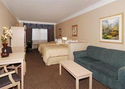 фото отеля Comfort Suites Humble