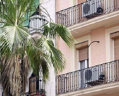 фото отеля Apartamentos Sants Barcelona