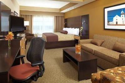 фото отеля BEST WESTERN Atrea at Old Town Center