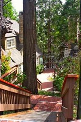 фото отеля Saddleback Inn