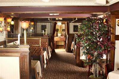фото отеля Saddleback Inn