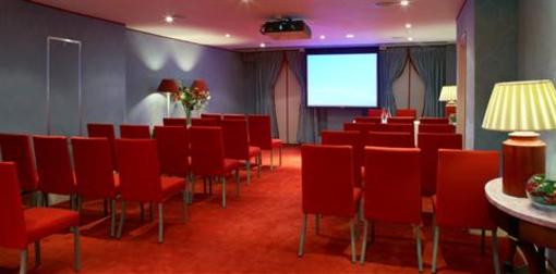 фото отеля Mandeville Hotel