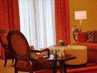 Renaissance Glendale Hotel & Spa