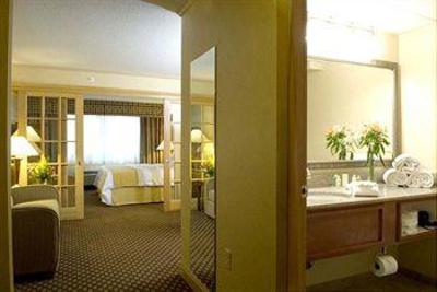 фото отеля Radisson Hotel Providence Airport