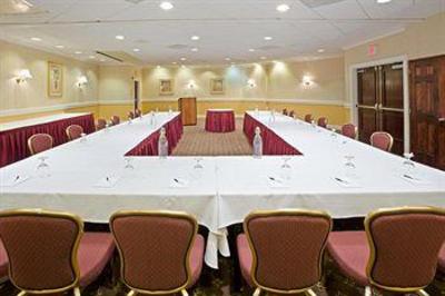 фото отеля Radisson Hotel Providence Airport