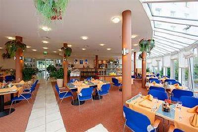 фото отеля Globana Airport Hotel