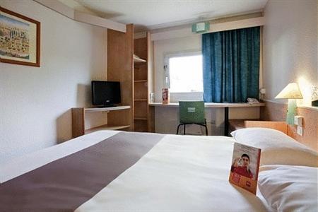 фото отеля Ibis Saint Malo Plage