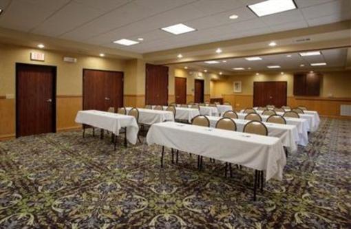 фото отеля Staybridge Suites Laredo