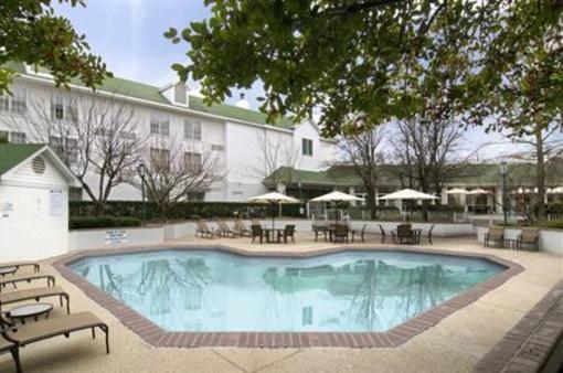 фото отеля Hilton Raleigh/Durham Airport at Research Triangle Park