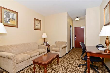 фото отеля BEST WESTERN PLUS Fossil Country Inn & Suites