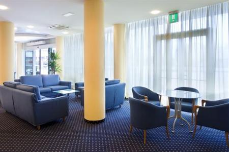 фото отеля Express By Holiday Inn Senigallia