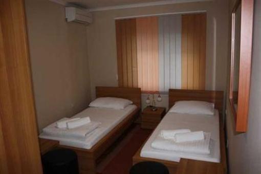 фото отеля Hostel Elena