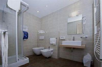 фото отеля Relais Del Lago Hotel Marta