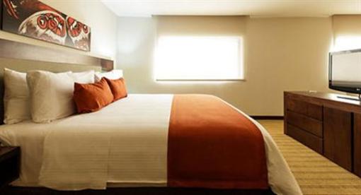 фото отеля Wyndham Garden San Jose Escazu