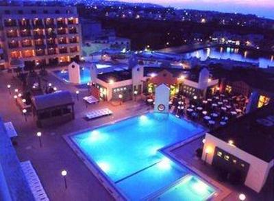 фото отеля Blue Sea St. George's Park & La Vallette Resorts
