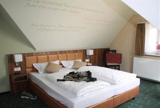 фото отеля Rhonhotel Sachsischer Hof