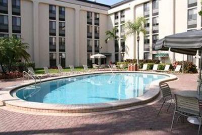 фото отеля Hampton Inn Ft. Lauderdale - Cypress Creek