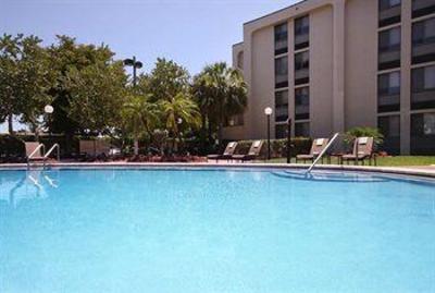 фото отеля Hampton Inn Ft. Lauderdale - Cypress Creek