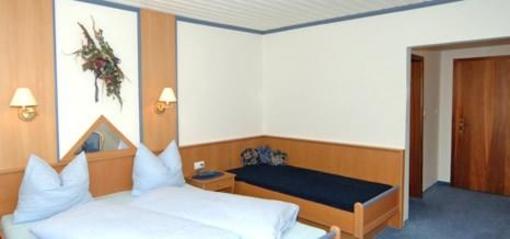 фото отеля Hotel Garni Tannenhof Flachau