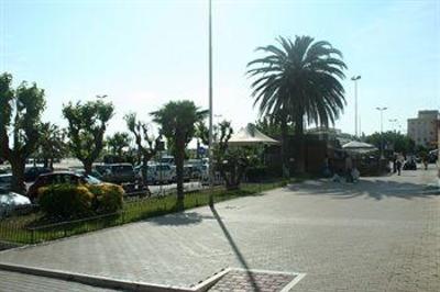 фото отеля Hotel Mediterraneo Civitavecchia