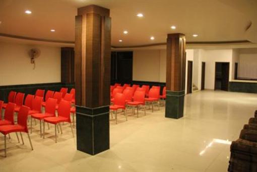 фото отеля Hotel Namaskar Residency