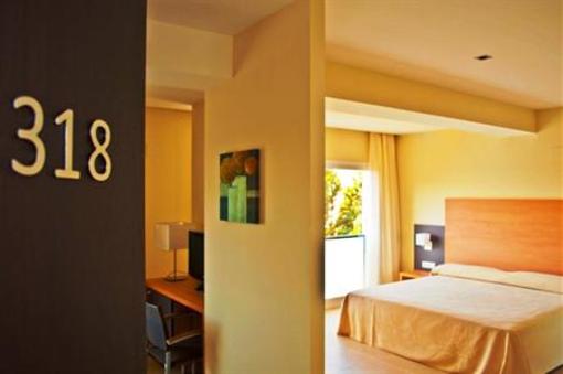 фото отеля Hotel Isdabe