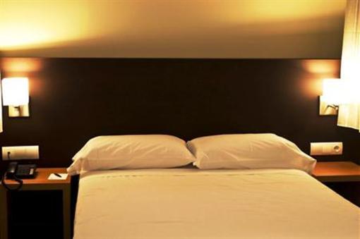 фото отеля Hotel Isdabe