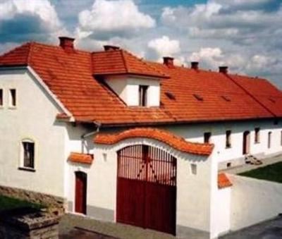 фото отеля Apartment House Blazkuv Statek Skrychov u Malsic