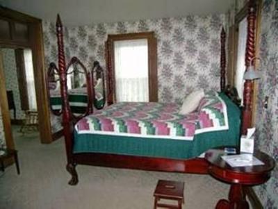 фото отеля The Stonebow Inn Grantsville