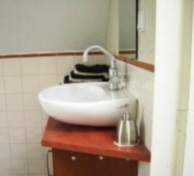 фото отеля Bed and Breakfast Den Bosch
