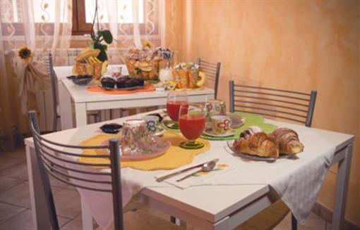 фото отеля Flower Inn