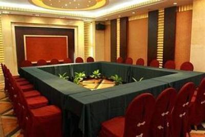 фото отеля New Material Hotel