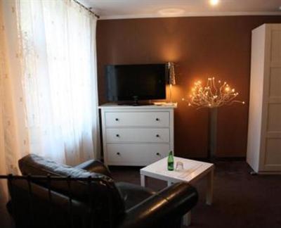 фото отеля Euro Hotelik Drzonkow Zielona Gora