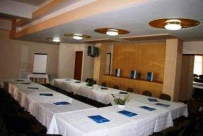 фото отеля Sarmis Hotel