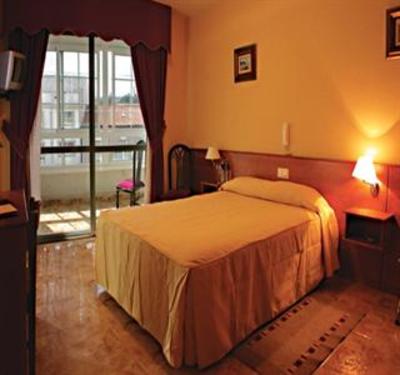 фото отеля Hotel Carlos 96